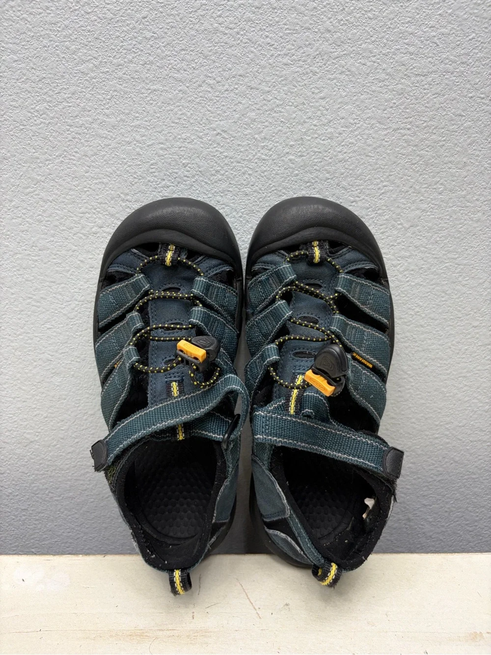 Keen Blue Newport H2 Fishing Sandals Size 3 Boys